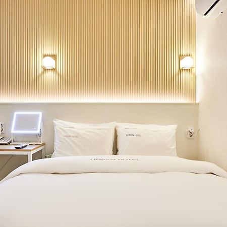 Urban Hotel Pyeongtaek Dış mekan fotoğraf