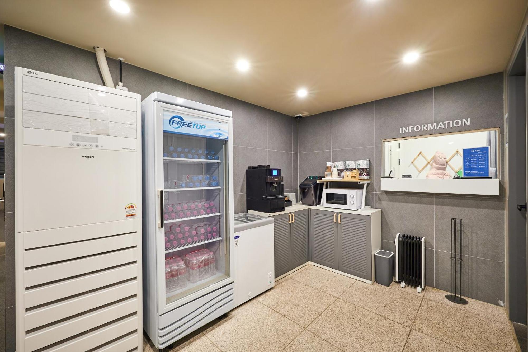 Urban Hotel Pyeongtaek Dış mekan fotoğraf