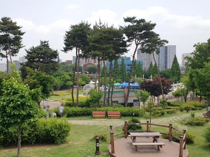 Urban Hotel Pyeongtaek Dış mekan fotoğraf